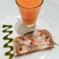 レザンファン ギャテ - オマール海老と玉ネギ、フェンネルのテリーヌ、アンチョビ風味の緑のソースと人参のカクテルを添えて