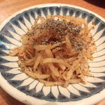 オクワ酒屋 - ピリ辛もやし