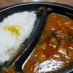 クロワズモン - 豚肉とレモンのカレー