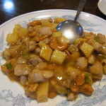 中国料理天花 - 鶏とカシューナッツの炒め物、1365円