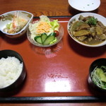 瀬里菜 - 豚骨定食１７００円
