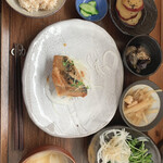 褒美玄米専門店 稲妻家 - 