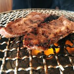 やきにくハウスおおはし - ほほ肉。塩で炙るとウマイ！