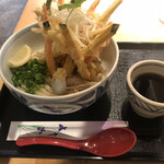 讃岐おうどん 花は咲く 若松河田店 - 