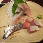 金町製麺 - 刺身盛（アジの酢〆、ワラサ、マハタ）