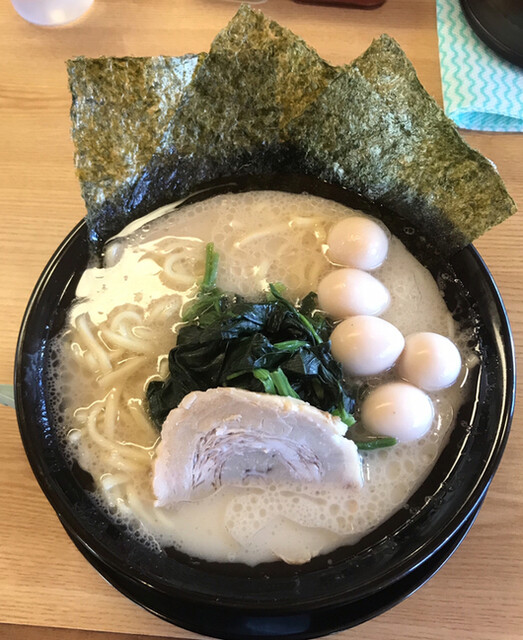 横浜家系ラーメン 住吉家 新安城 ラーメン 食べログ