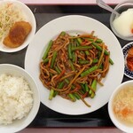 聚福園 - ニンニク芽と豚肉炒め定食