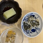 料理屋 幸森 - 先付け。毎回楽しみです。