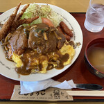 カフェ グリル どじょっこ - おとなのお子様ランチ
フォークがくるんであるのが懐かしい感じ