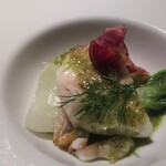 サーラ・マンジェ・ドゥ・クール  - 