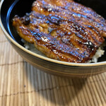 味乃しゅうか - 〆ウナ重　酔っ払ってピントずれる