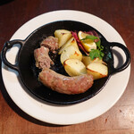 ヴァカンツァ - 自家製ソーセージ