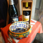 ヴァカンツァ - あら〜タイルが・・ ♡