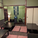 Konjakutei - 座敷は1.2階共、掘りごたつ席です。
