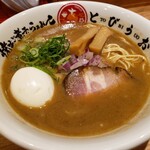 焼きあご煮干しらぁめん とびうお - 味玉濃厚焼きあご煮干しらーめん 950円