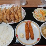 餃子の王将 - 餃子セット  890円(税込979円)