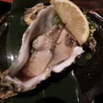 いかの墨 新潟駅前店 - 真牡蠣(680円)