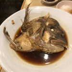 大衆割烹 三州屋 - 鯛かぶと煮