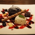 鳴門水産 - フォン・デ・ショコラ