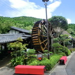 そば茶屋　吹上庵 - 水車が目印