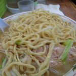 ラーメン二郎 - 麺は相変わらず旨い