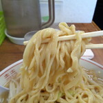ラーメン二郎 - スルスル入る