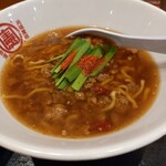 台湾ケンさん - 台湾めん。1辛だが、台湾料理屋の台湾ラーメンの辛さ3に相当する。汗が出るくらいの辛さ。