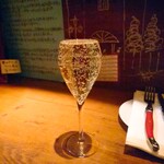 テルミニ - なみなみスパークリング