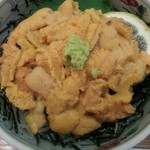 馬子とやすべ - 1 生ｳﾆ丼 2100円 (香の物 味噌汁 付)