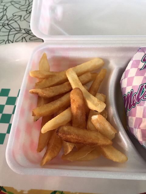 メルズ ドライブイン Mel S Drive In 桜島 カフェ 食べログ メルズ ドライブイン Mel S Drive In 桜島 カフェ 食べログ