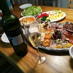 洋惣菜 亀洋 - 盛り付け例