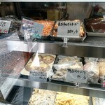 洋惣菜 亀洋 - この日のショーケース