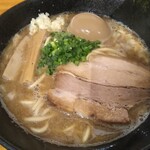 麺屋タカモト - とんこつ７５０円