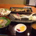 浜菜坊 - 生しらす丼、舞阪港甘鯛煮、舞阪港カマス焼、浜名湖タコ唐揚