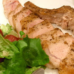 自由が丘ダイニング GARDEN - 骨付き国産ポークのグリル