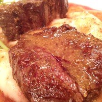 BISTRO DOUBLE - ステーキランチ（牛ハラミのステーキ150g）