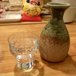 Momosaku - 白鶴「純米酒」冷酒。