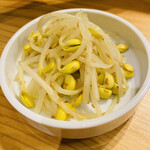 韓国食堂 入ル - もやしのナムル
      