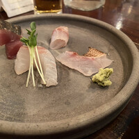 あそび割烹 さん葉か - 本日の鮮魚のお刺身たち。