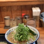 中華蕎麦 春馬 - 朝ラーセット700円に九条ねぎTP100円