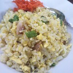 鶴亀 - 五目チャーハン 600円(税込)(2020年12月28日撮影)
