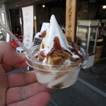 Kafe Kagiya - みそソフトクリーム(ミニカップ) 250円　(2020.8)