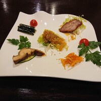 雅苑酒家 本店 - 