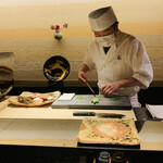 Giwon Fuji - ☆ 今年の3月までは「ザ・リッツカールトン京都」のミシュラン一つ星「天麩羅水暉」の料理長であった藤元健司氏。