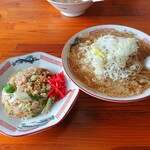 らーめん 紫龍 - 2020年12月　みそラーメン半チャンセット