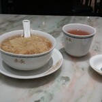 麥奀雲吞麵世家  - 