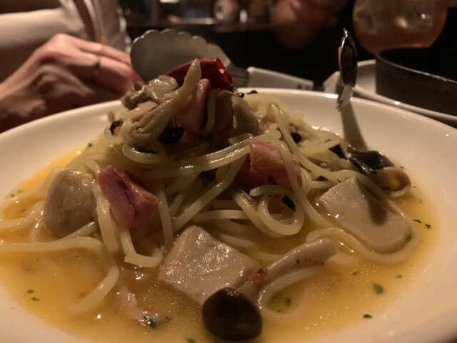 ピルピル 生ハム専門店 Lupin 東梅田 スペイン料理 ネット予約可 食べログ