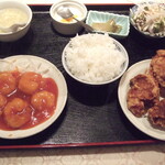 台湾料理 シンシン - エビチリと鶏の唐揚げ