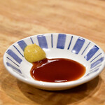 かつ吉 - 辛子＆とんかつソース