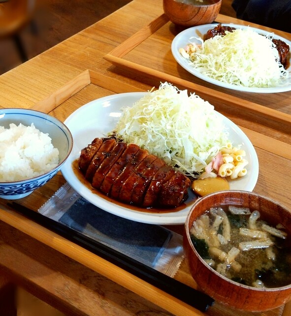 メシと喫茶 八角 新黒部 定食 食堂 食べログ